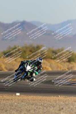 media/Dec-09-2023-SoCal Trackdays (Sat) [[76a8ac2686]]/Turn 15 Set 2 (245pm)/